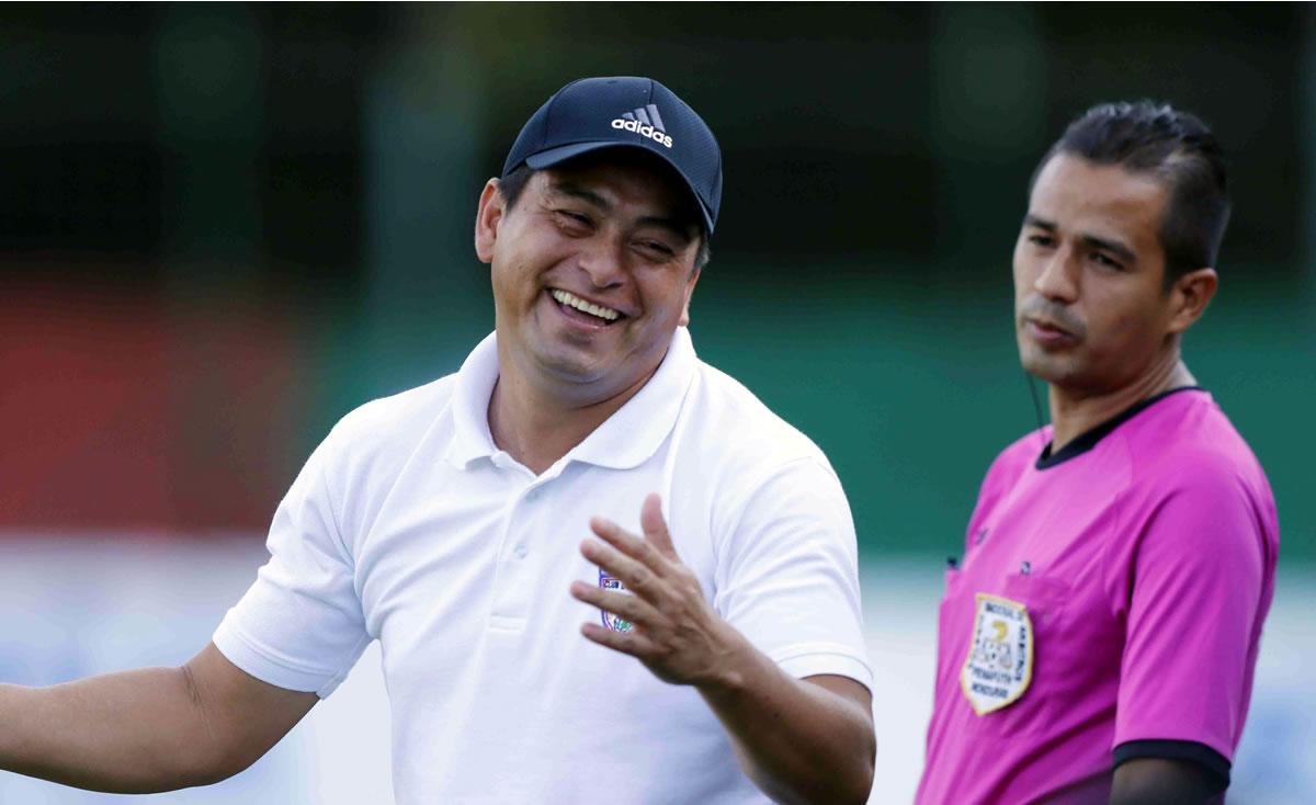 Reynaldo Tilguath asegura que no hay confianza en los entrenadores hondureños.