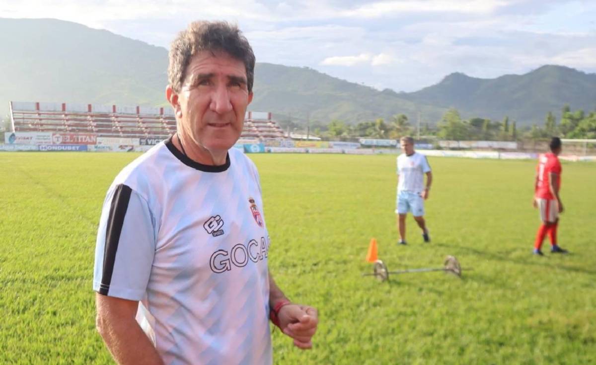 Real Sociedad sorprende: Anuncia la salida de Héctor Vargas