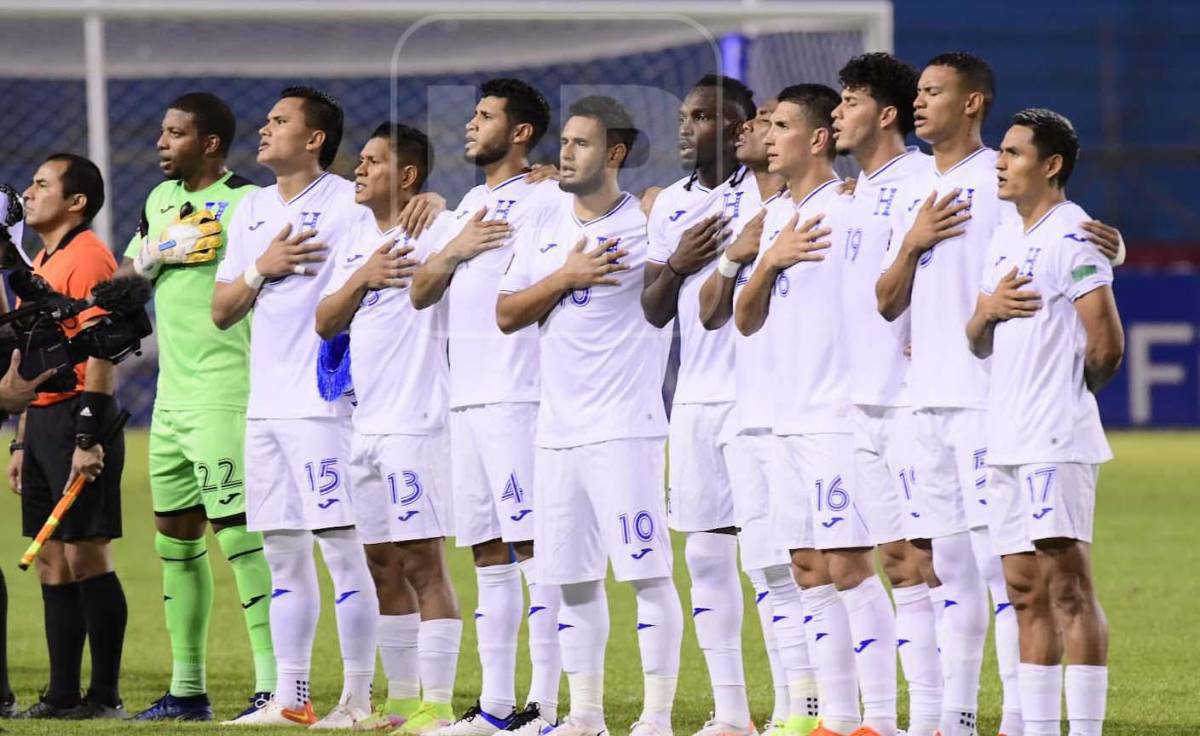 El 11 titular de Honduras que mandó a la cancha Fabián Coito para el duelo ante Jamaica.
