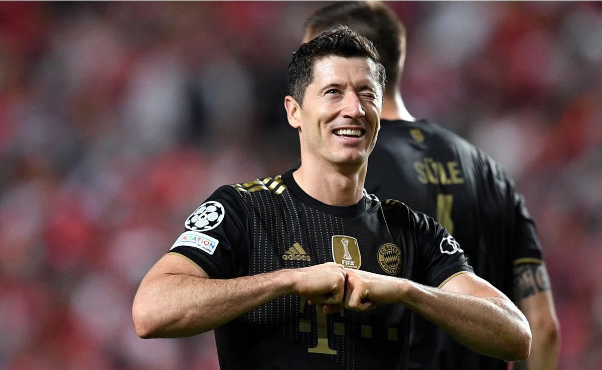 Robert Lewandowski no faltó a su cita con el gol.