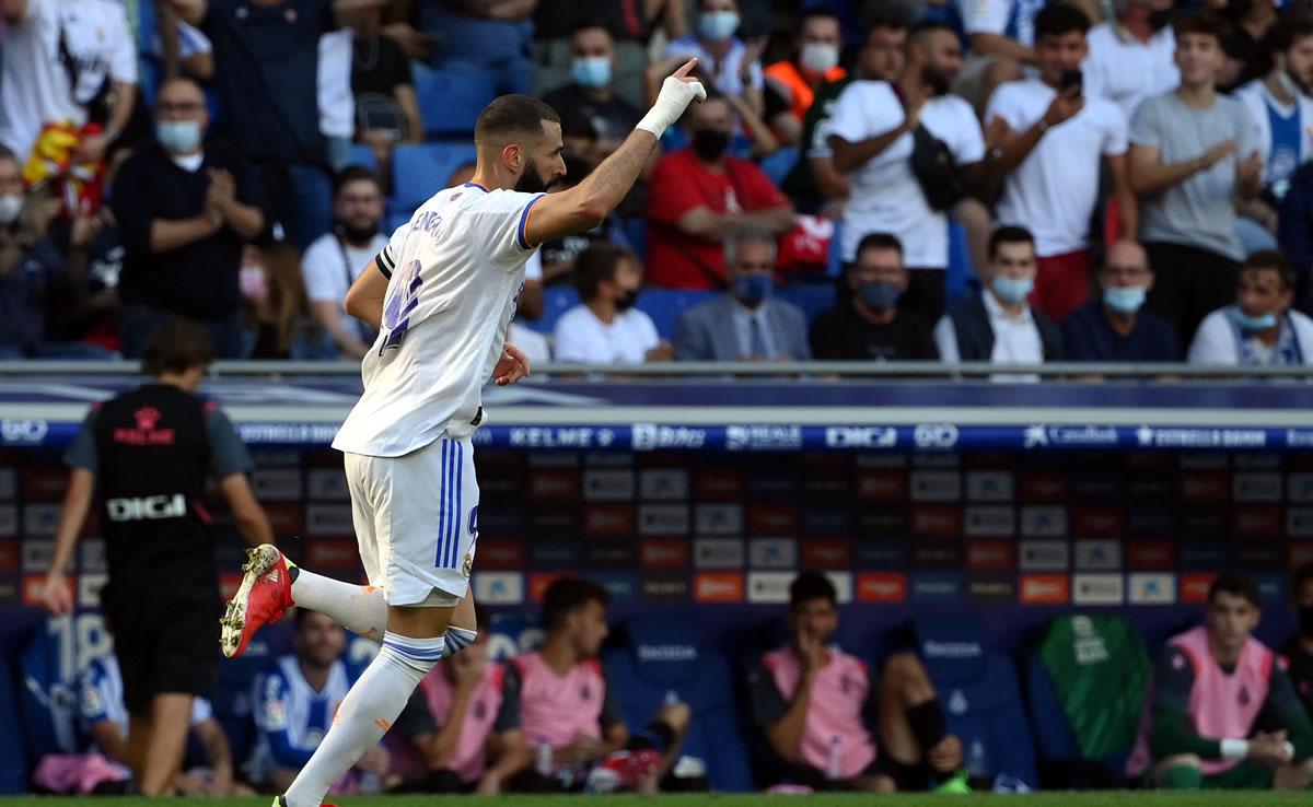 Karim Benzema logró descontar para el Real Madrid.