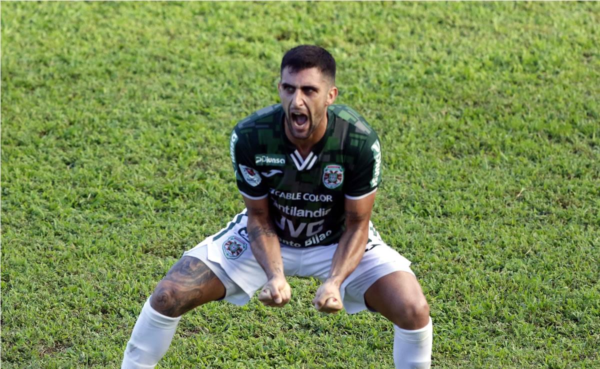 Lucas Campana gritó a todo pulmón su gol para el empate transitorio del Marathón.