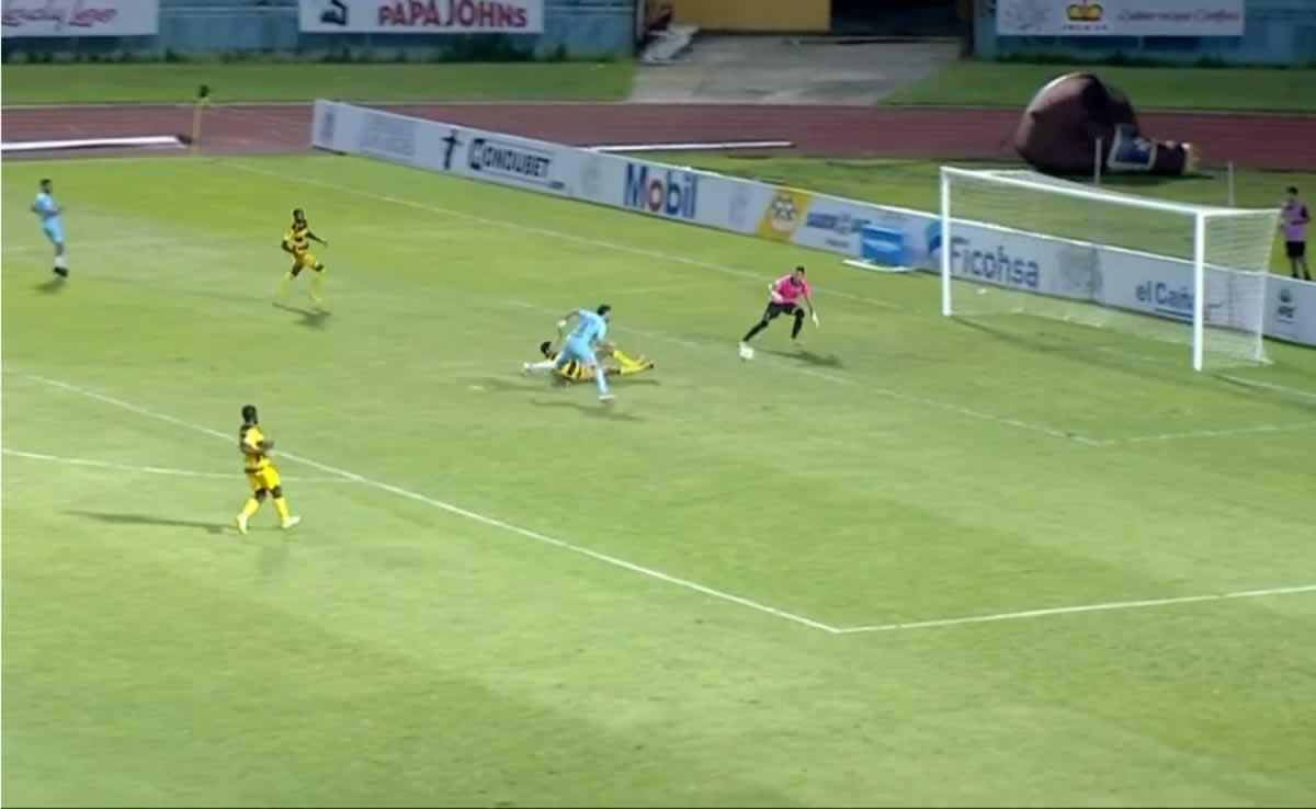 Así vivimos el partidazo entre Real España y Motagua en el Olímpico