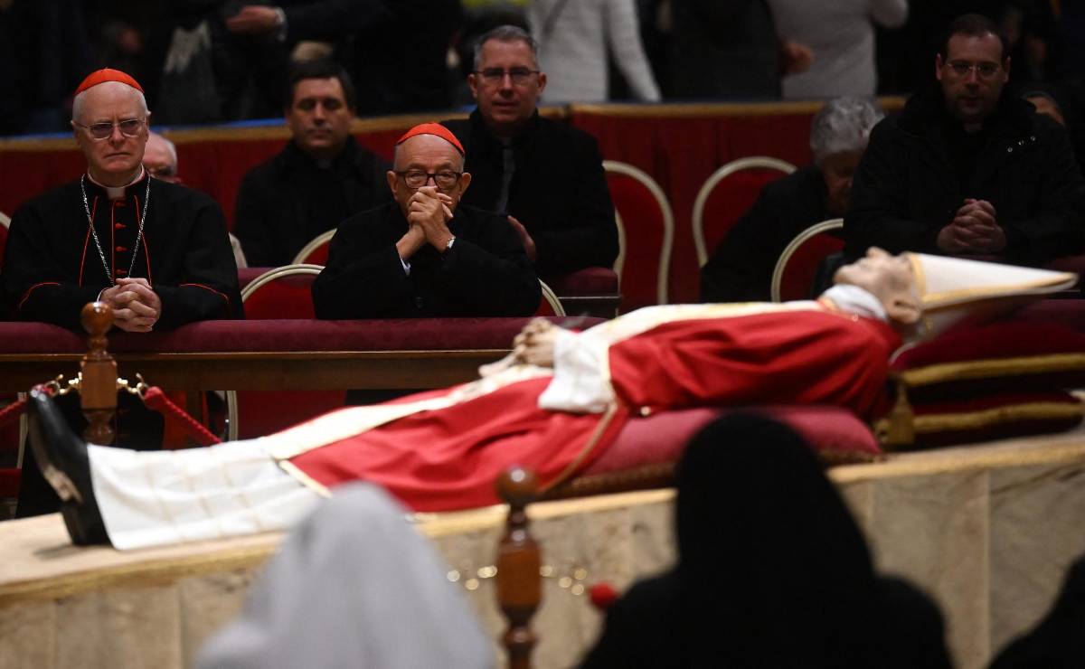 El funeral de Benedicto XVI, mañana ante miles de fieles en Plaza San Pedro