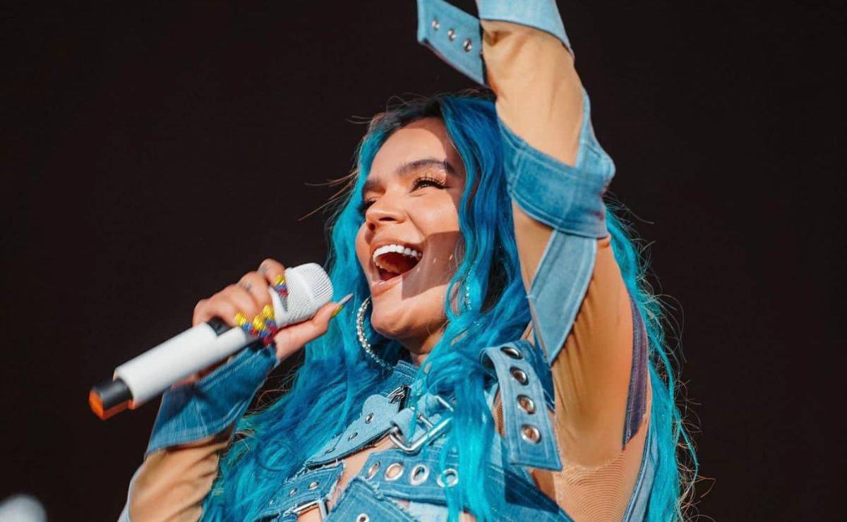 Policía ecuatoriana lanza gas pimienta en concierto de Karol G