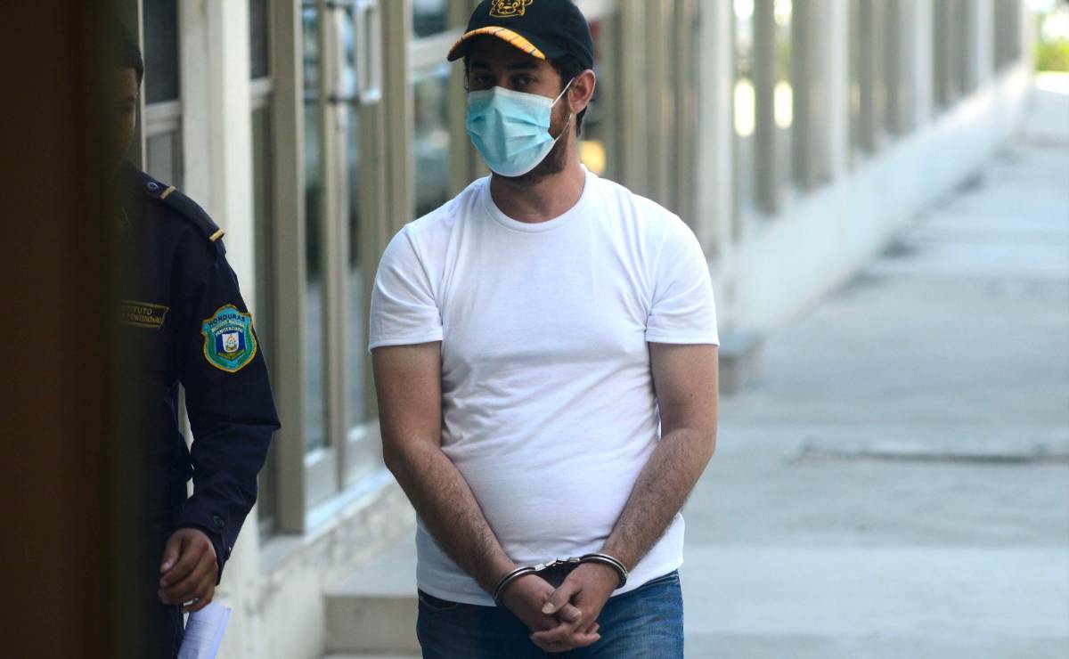 Deniegan petición para absolver a acusado de estrangular a su esposa