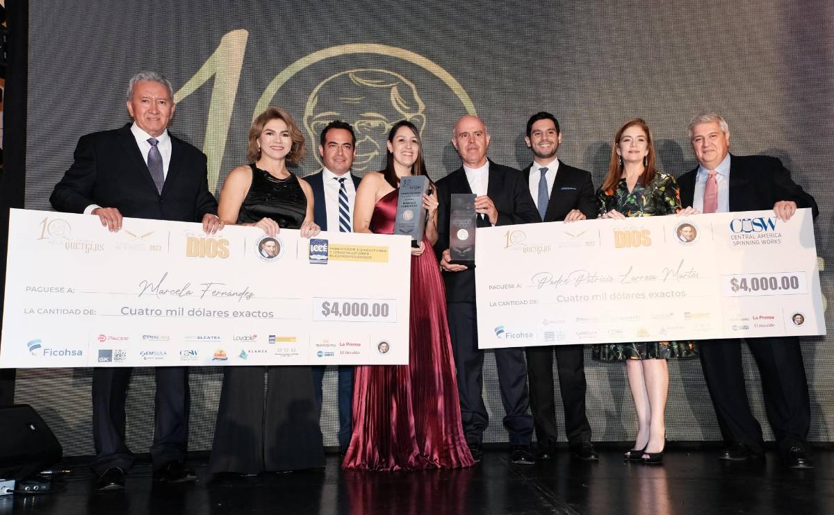 Marcela Fernández y el padre Patricio Larrosa: Los ganadores del Premio Quetglas 2023