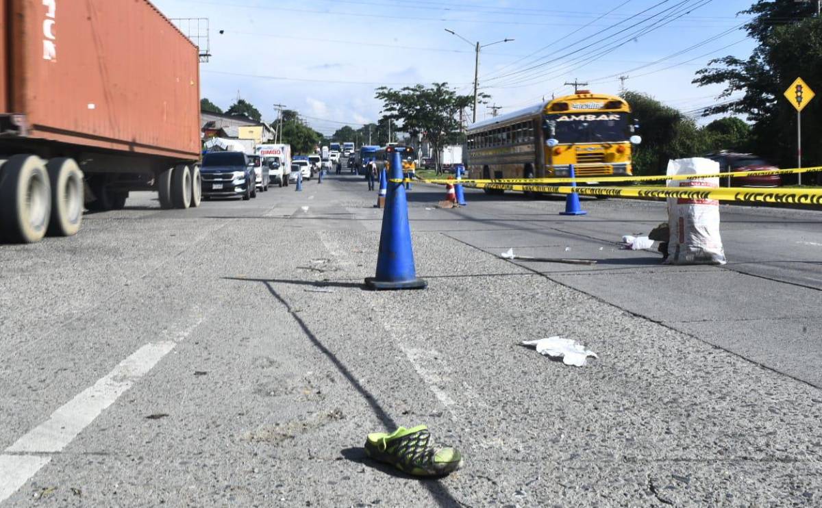 Atropellan a hombre en bulevar del sur y conductor se da a la fuga