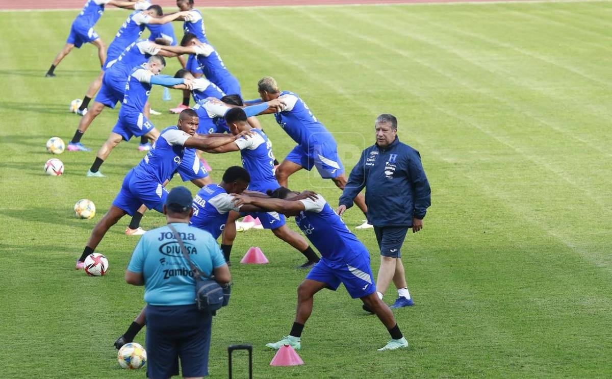 La escuadra hondureña realizó su primer entrenamiento del 2022.