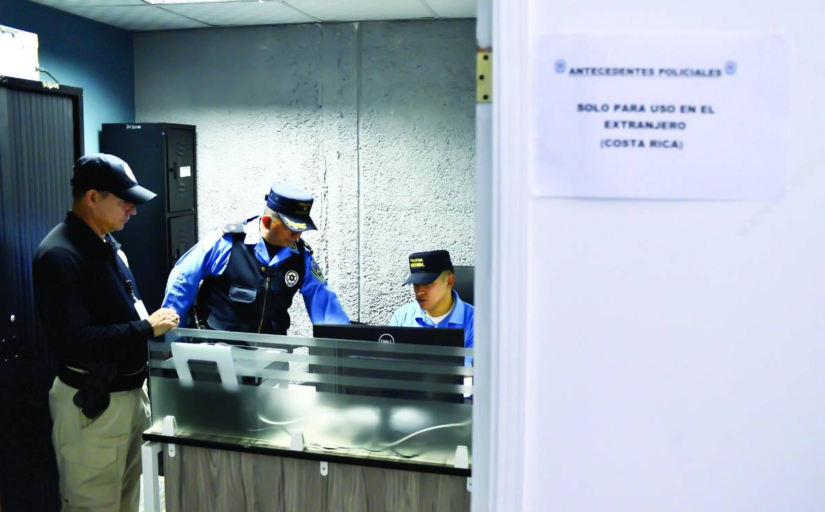 Abren oficina en el Villeda para solicitar antecedentes policiales