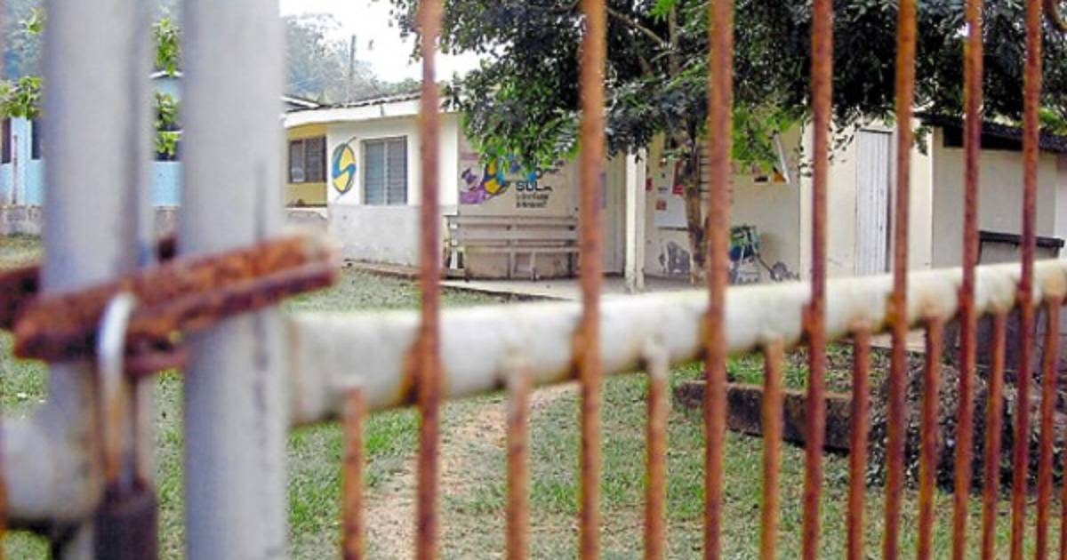 Cerrado centro de salud por falta de personal