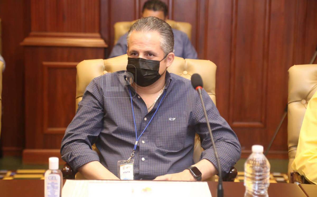 Elías Burbara reacciona enfadado tras castigo al Real España: “Vamos contra todos”