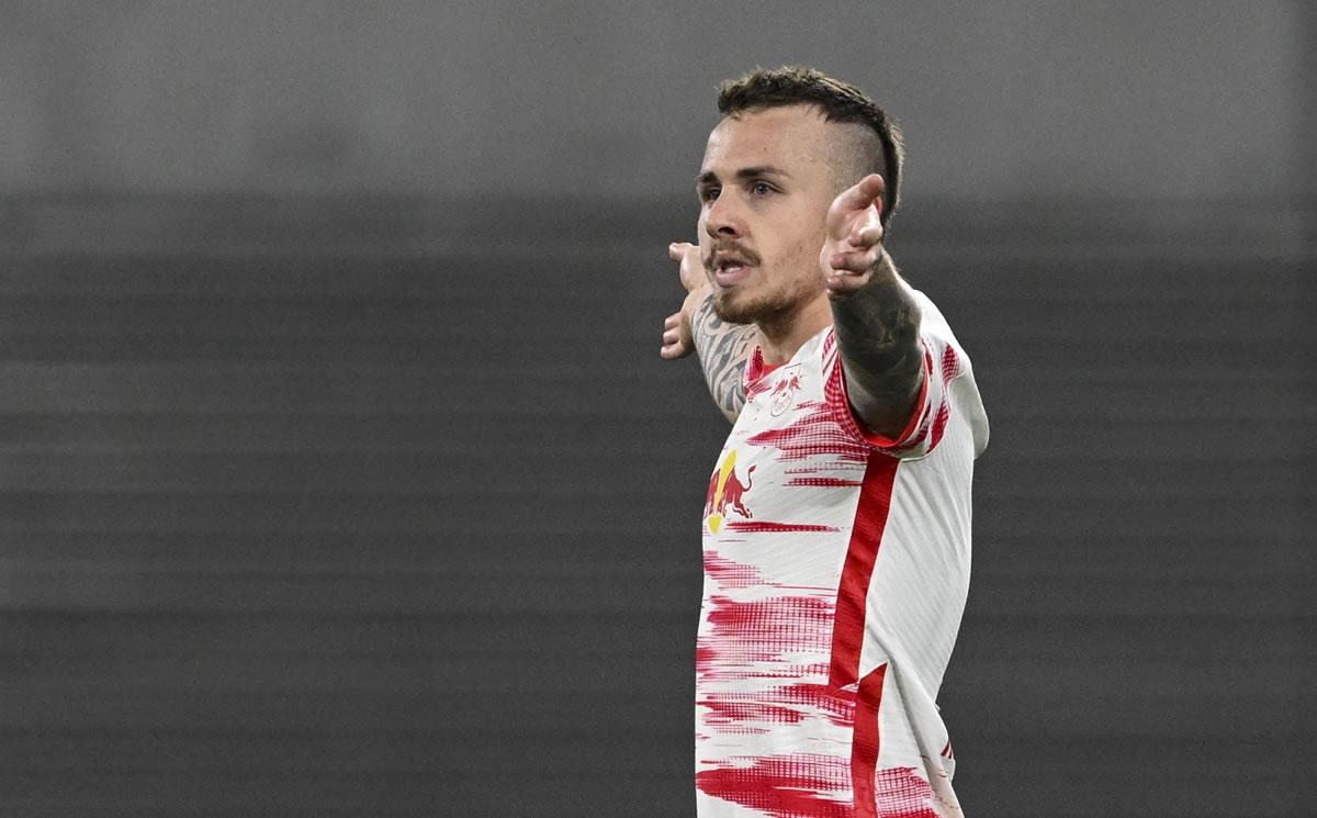 La celebración de Angeliño tras darle el triunfo al RB Leipzig.