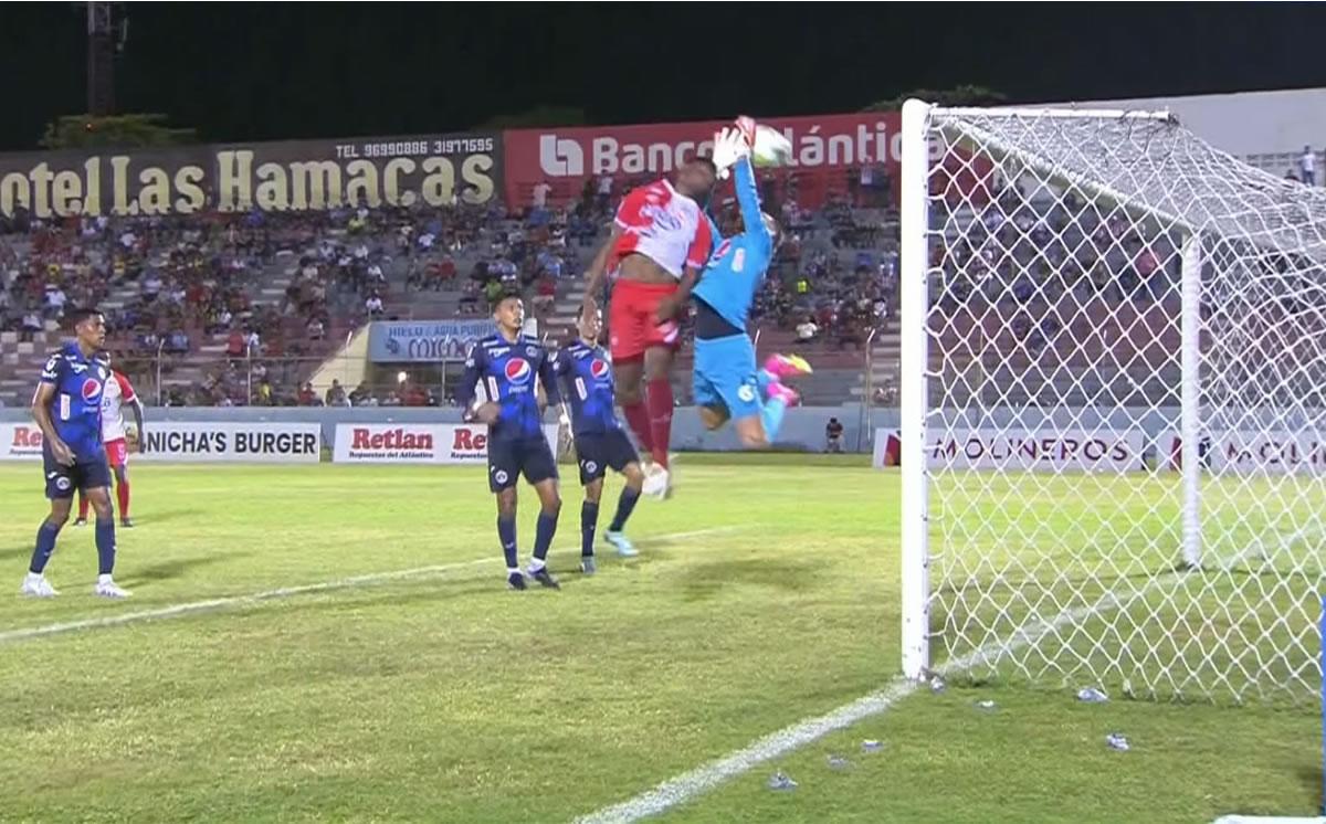 Así vivimos el partido Vida 3-3 Motagua en La Ceiba