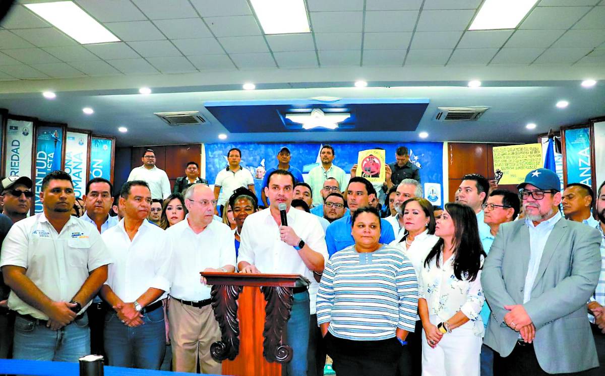 Nacionalistas: con Rixi buscan controlar las “FFAA que les adversan”