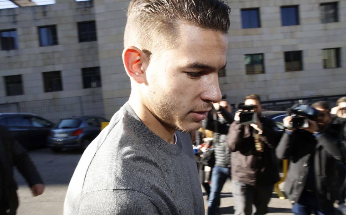 Ordenan el ingreso a prisión del futbolista Lucas Hernández