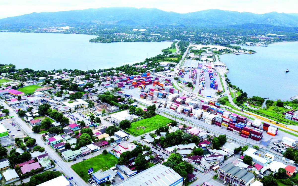 Por Puerto Cortés entra más del 90% del comercio a Honduras