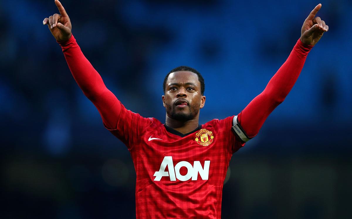 Patrice Evra jugó en el Manchester United.
