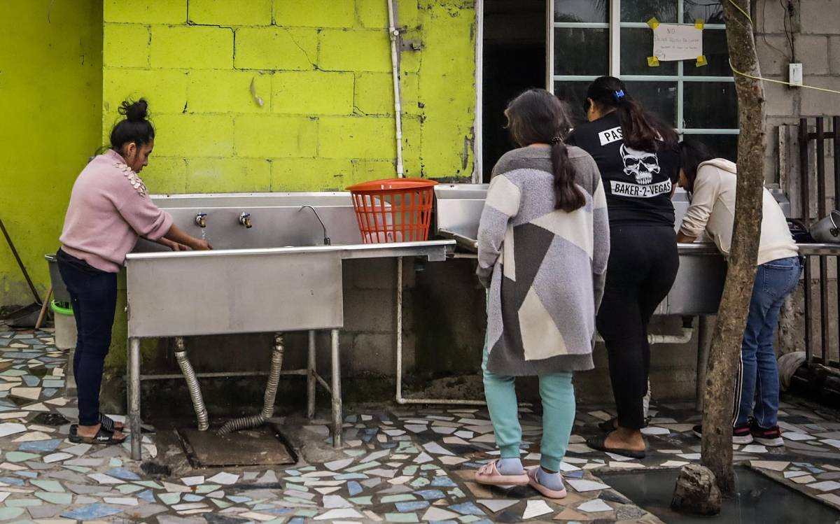 Por la violencia migrantes abandonan sus países