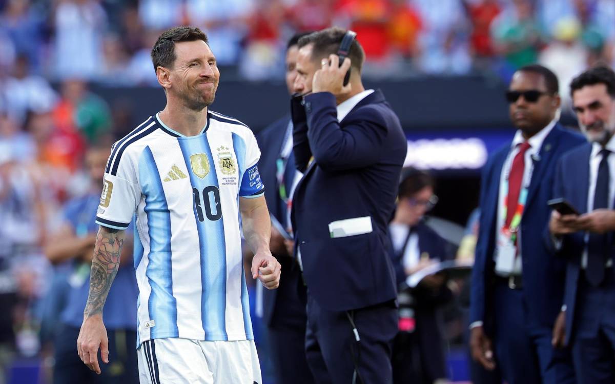 Messi, en problemas: Se unen para quitarle premio al argentino por lo que hizo