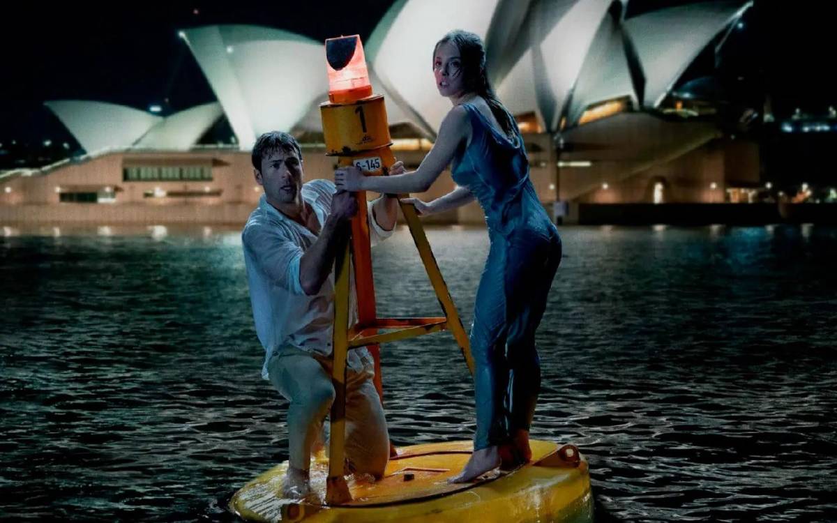 La cinta fue rodada a lo largo y ancho de Sydney, Australia, en locaciones icónicas como la Sydney Opera House y el Puente Harbour, pasando por la Playa Bondi y Palm Beach, las Rocas y el Campo de Cricket.