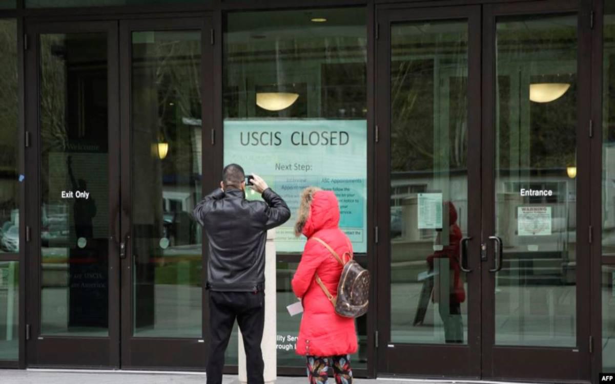 Demócratas piden a Biden permisos de trabajo para “todos” los indocumentados