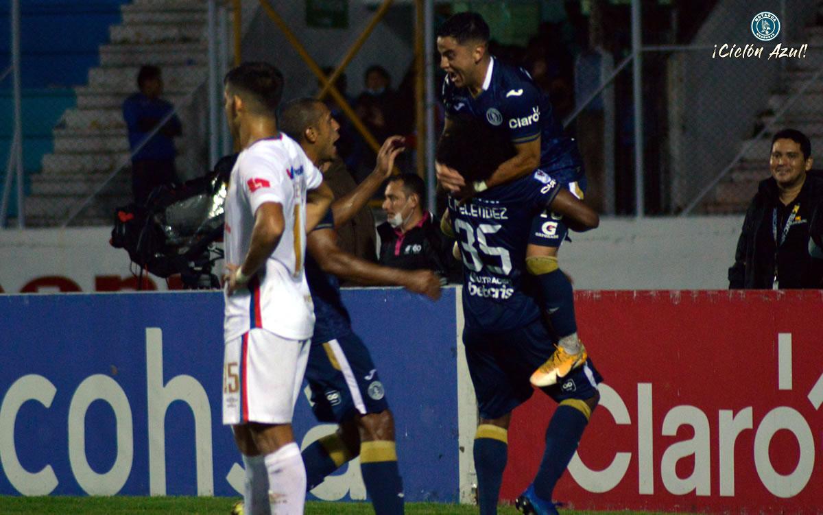 Motagua ganó el último clásico al Olimpia en el campeonato liguero con gol del argentino Mauro Ortiz en el estadio Nacional Chelato Uclés.