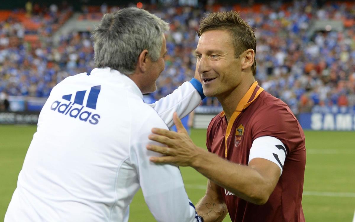 Totti guarda un gran respeto por José Mourinho, actual entrenador de la Roma.