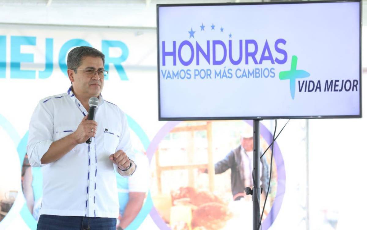 Es un tipo cool: Tekashi revela cómo se comporta JOH en prisión