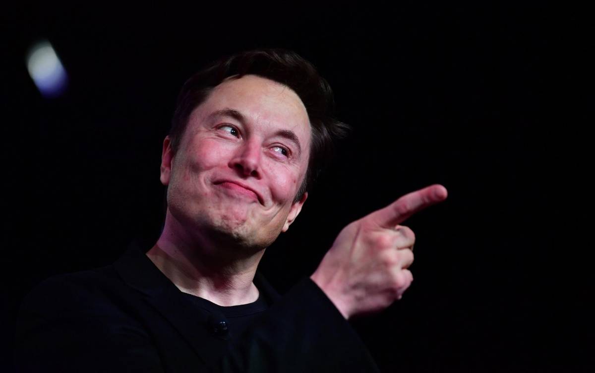 Elon Musk llama a estadounidenses a votar por republicanos en las elecciones