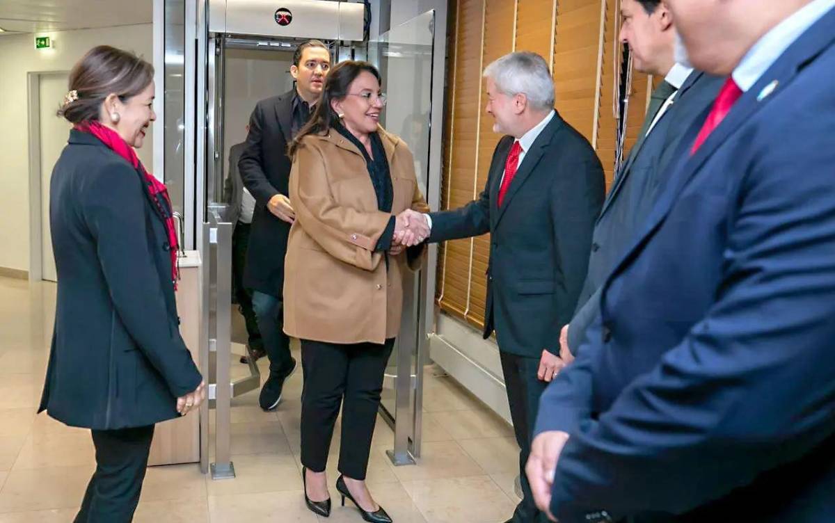 Los temas que Xiomara Castro abordará con Emmanuel Macron