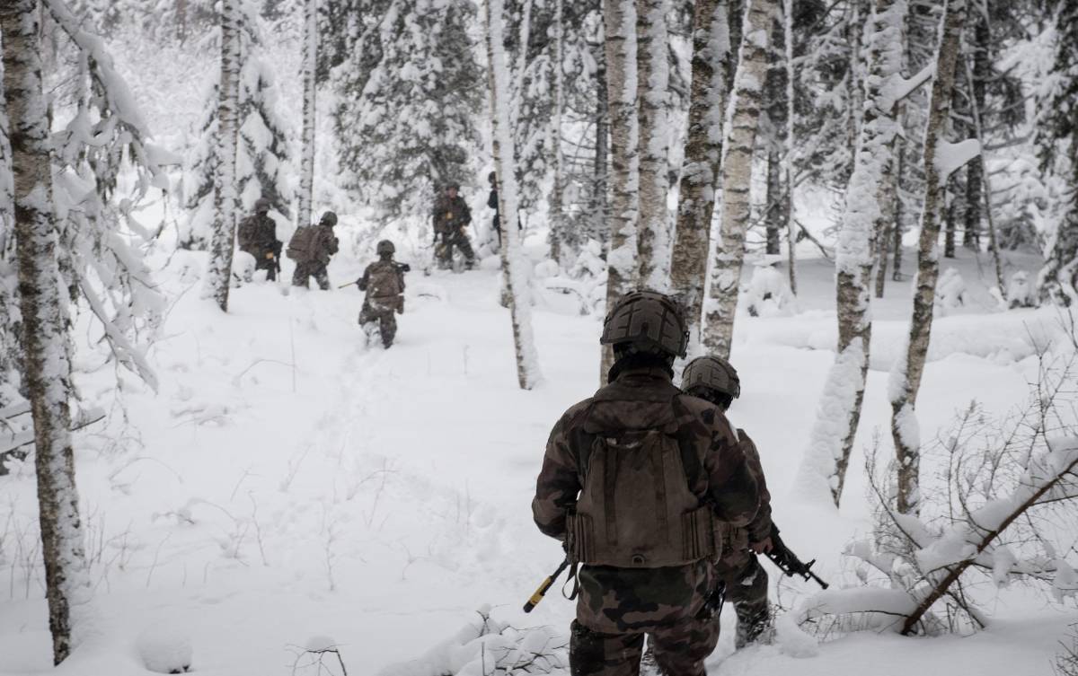 EEUU aprueba un plan para los estadounidenses en Ucrania tras la caótica evacuación en Kabul