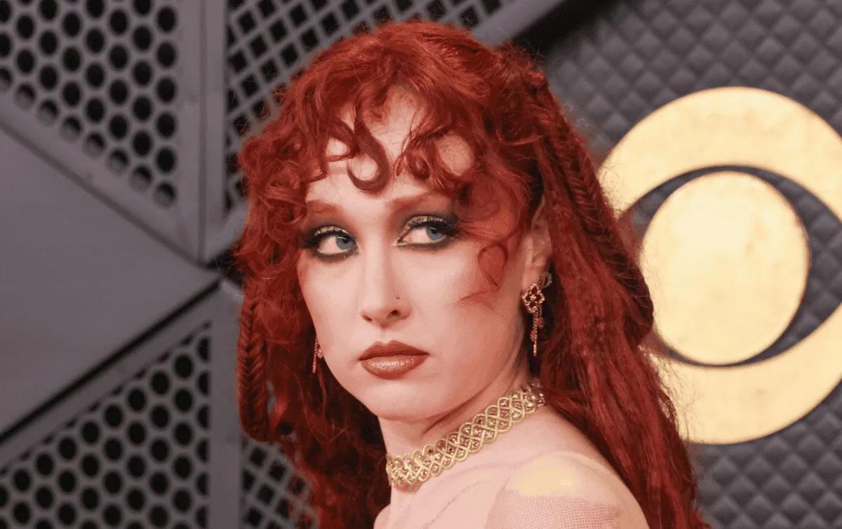 ¿Chappell Roan hizo llorar a la hija de Jude Law? Esto dijo la artista tras la polémica