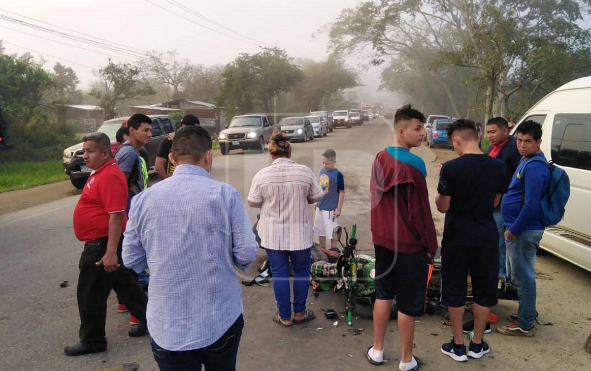 Muere motociclista y otro resulta herido tras accidente en carretera a occidente
