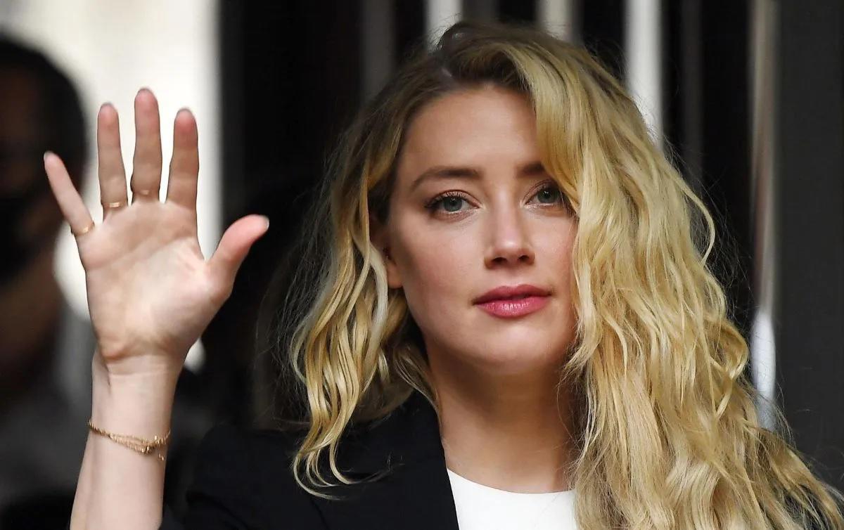 Cara Delevingne revela que mantuvo una relación amorosa con Amber Heard