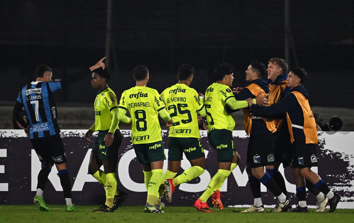 La celebración de Endrick no gustó a los jugadores del Liverpool.