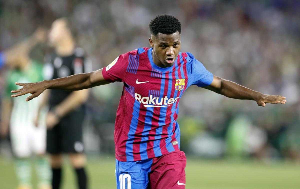 Ansu Fati entró de cambio y marcó el primer gol del Barcelona en el Benito Villamarín.