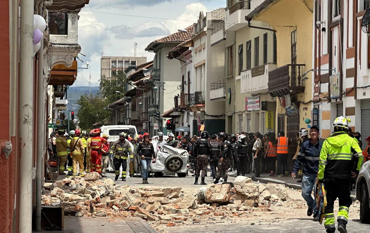 Sismo de magnitud 6,5 deja 14 muertos en Ecuador