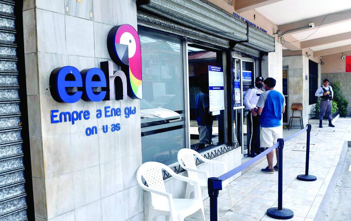 Enee no tiene capacidad para operar servicio de energía, dicen expertos