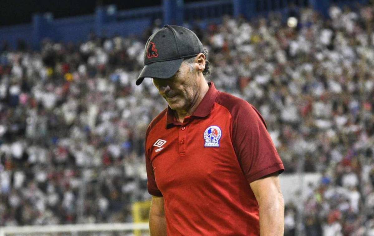 Pedro Troglio reveló sorpresa que se llevó en el clásico y habla de Chirinos