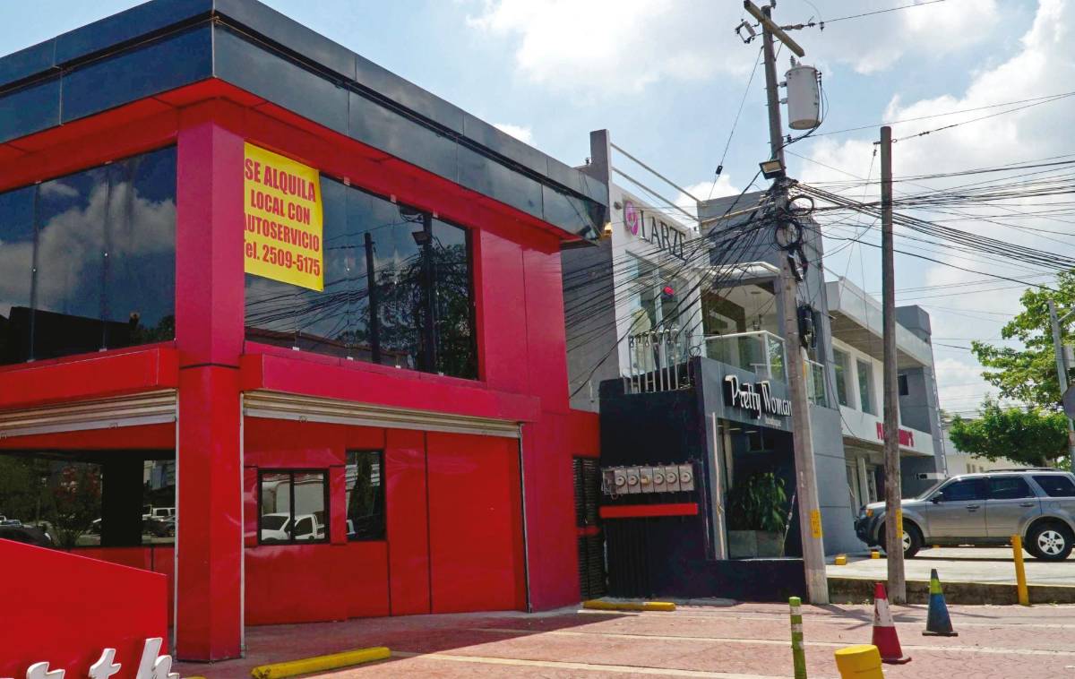 Altos costos de alquileres de casas y tiendas tienen en jaque a sampedranos