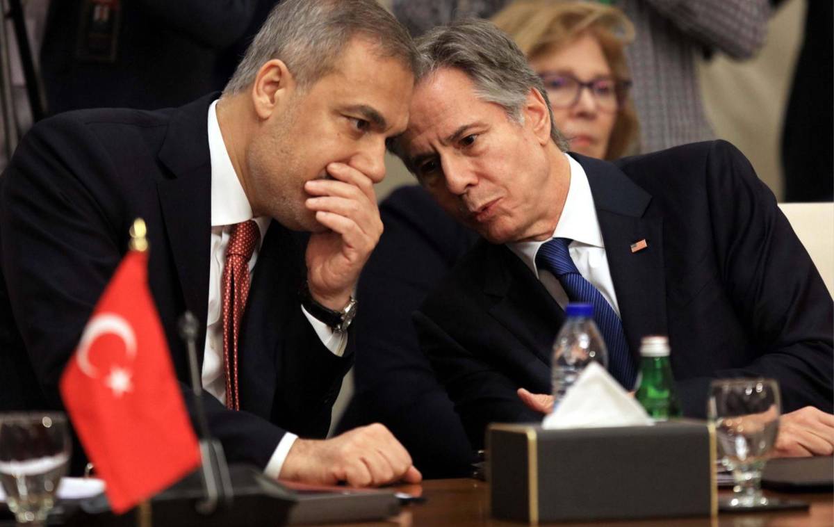 Blinken confirma que EEUU está en contacto con alianza islamista que derrocó a Al Asad