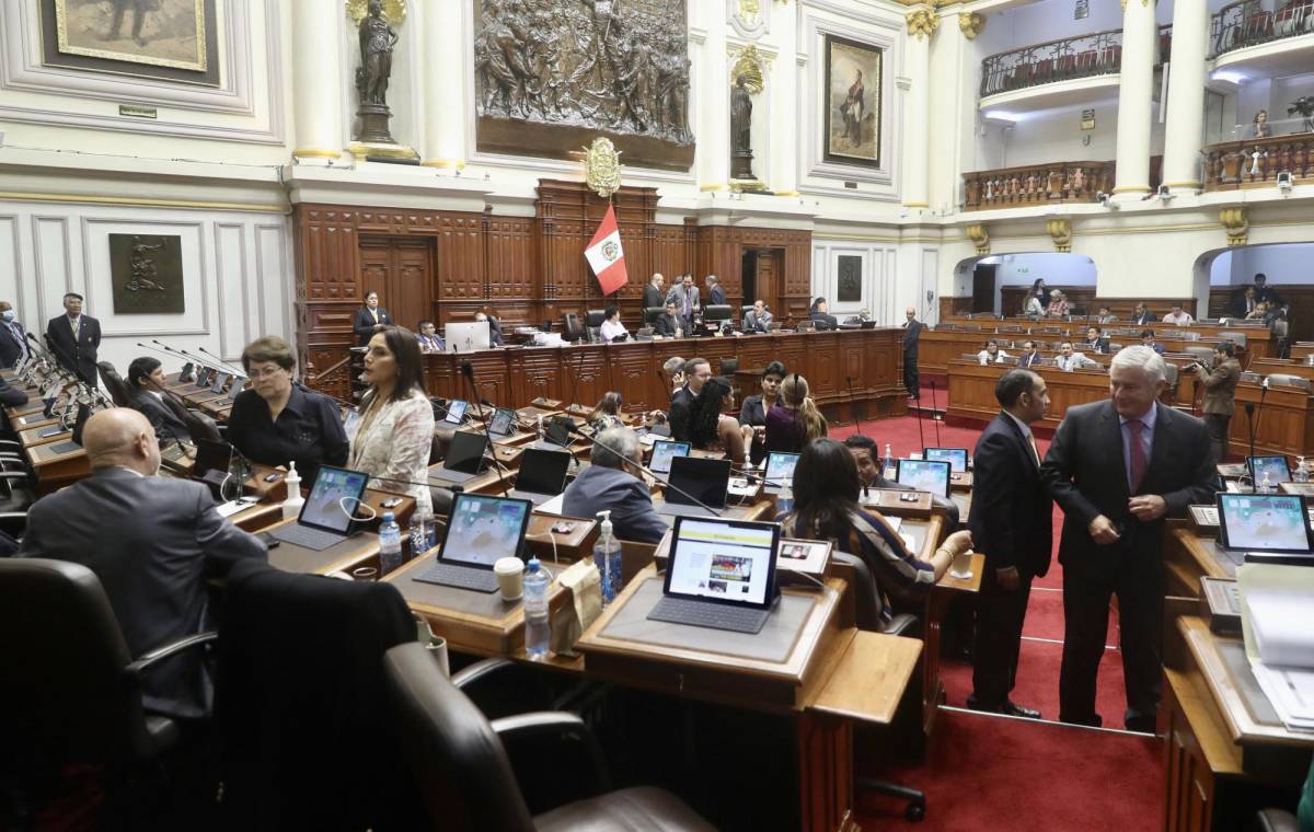 Congreso de Perú, incapaz de acordar