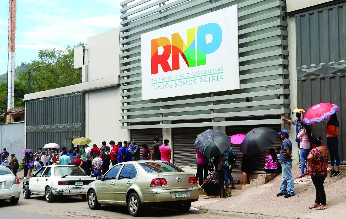 Hernández, el apellido más común, y Castillo, el que menos personas lo llevan