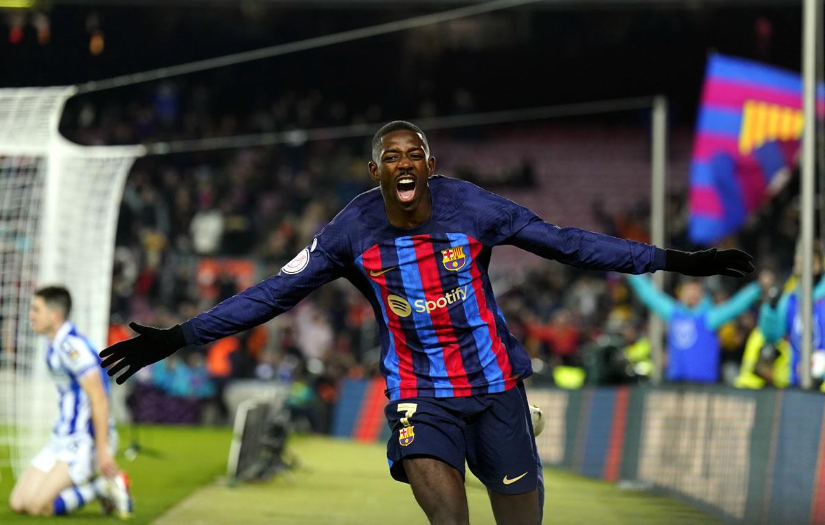 Ousmane Dembélé celebrando su gol contra la Real Sociedad.