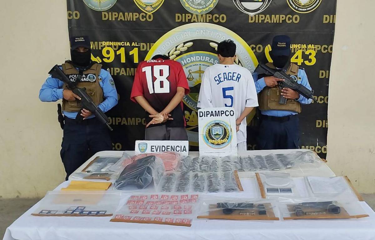 Capturan a dos miembros de la Pandilla 18 acusados de homicidio y extorsiones