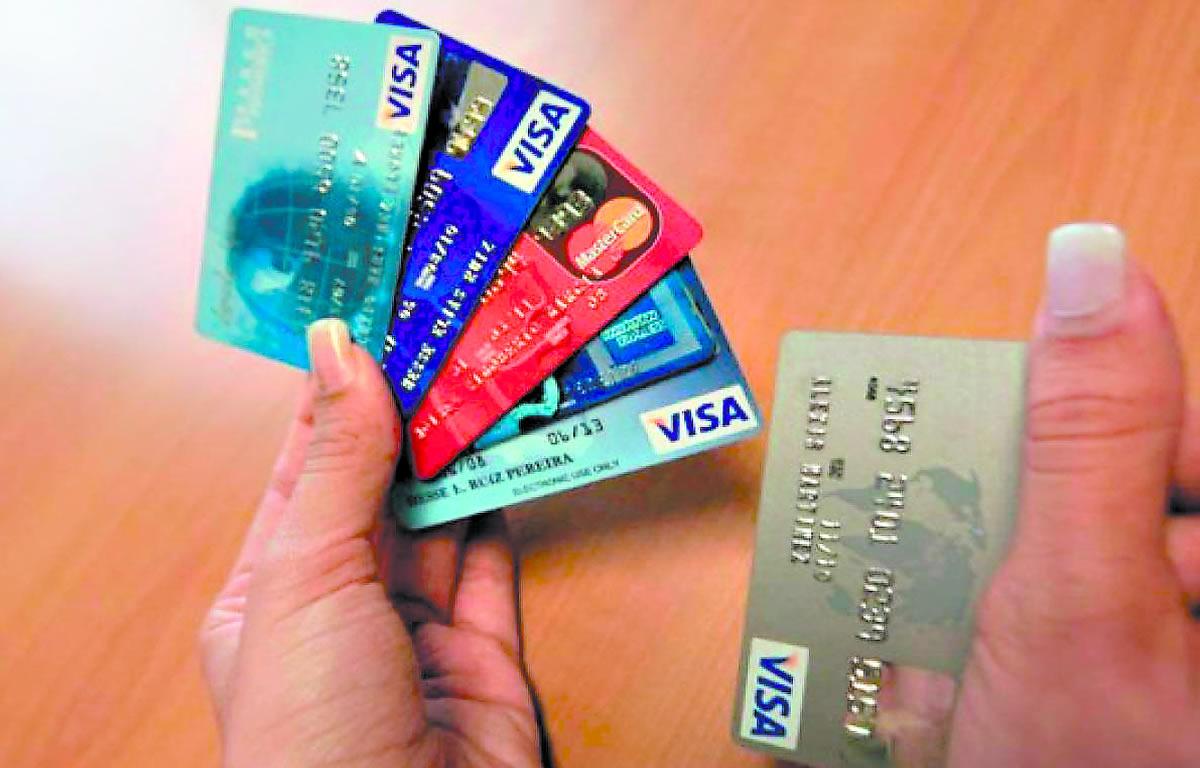 En noviembre se dieron más tarjetas de crédito en Honduras