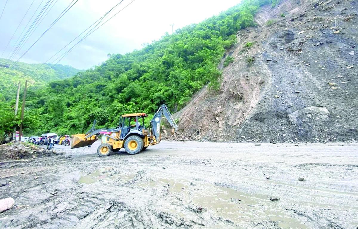 Precipitaciones continuarán este sábado y domingo, pero más débiles.