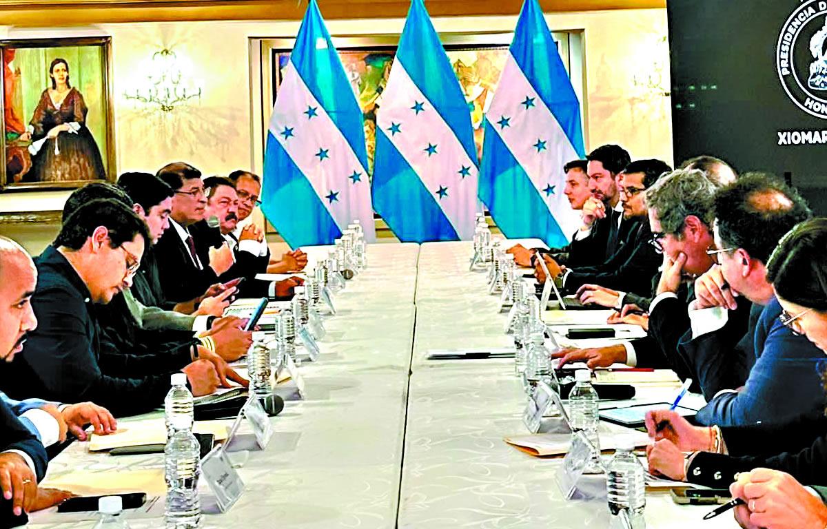 La CAF analizará proyectos del gobierno