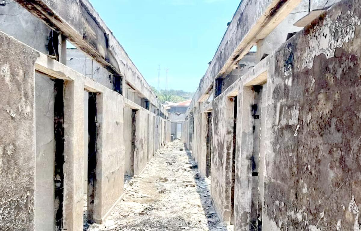 $!Así quedó el hospital de Roatán.